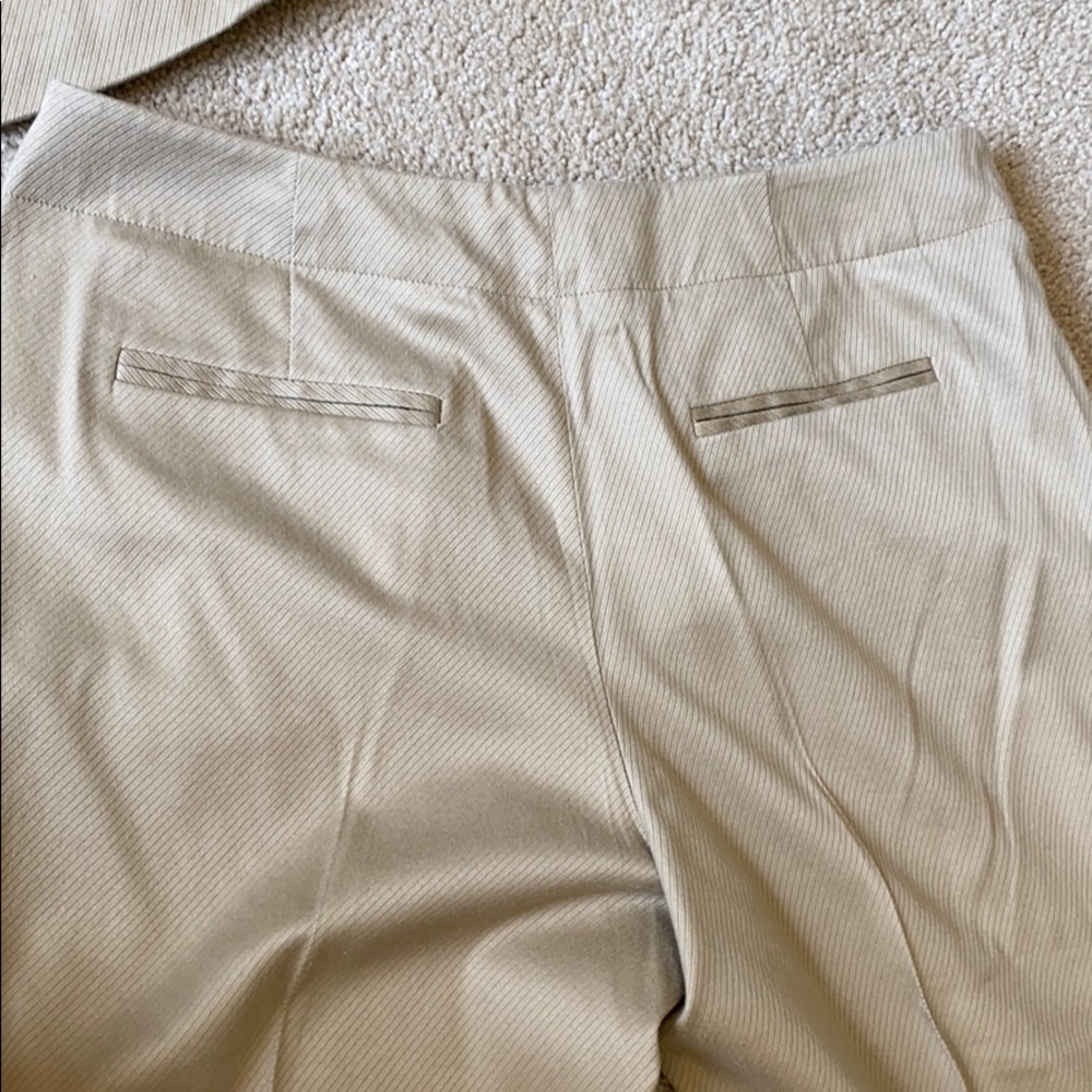 Blazer & Pant Set - Picture 7 of 8